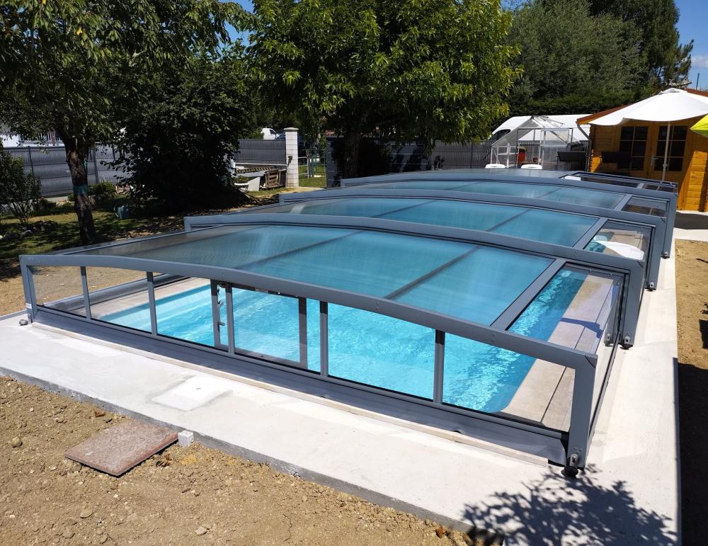 Abri de piscine motorisé près de Bergerac