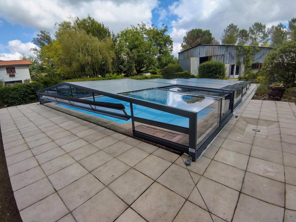 installation abri de piscine
